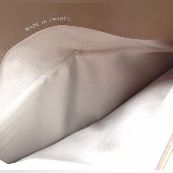 CHANEL Travel Line Continental Wallet 😍🔥❤️ - Picture 8 of 17